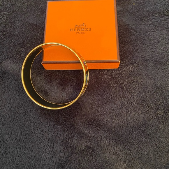 🌺Athentic Hermes Bangle🌺 - Picture 4 of 4